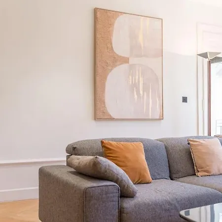 Astoria Haussmannien - De Caractere 엑스레뱅