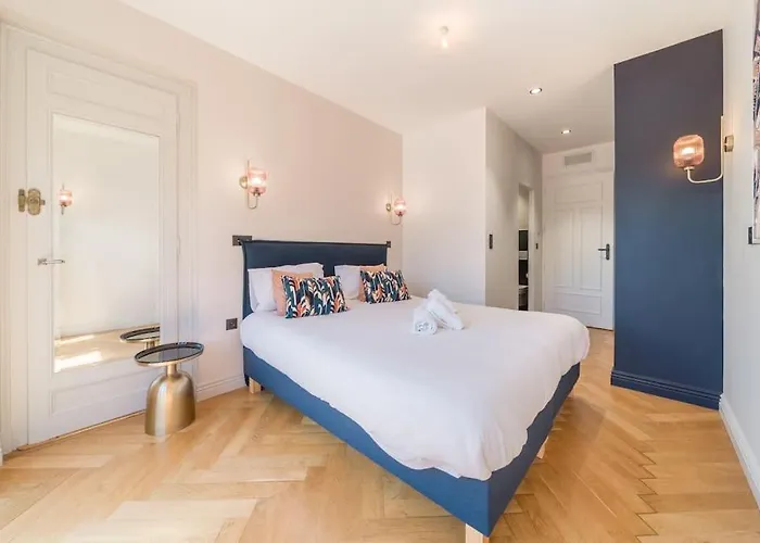 Astoria Haussmannien - De Caractère Appartement *