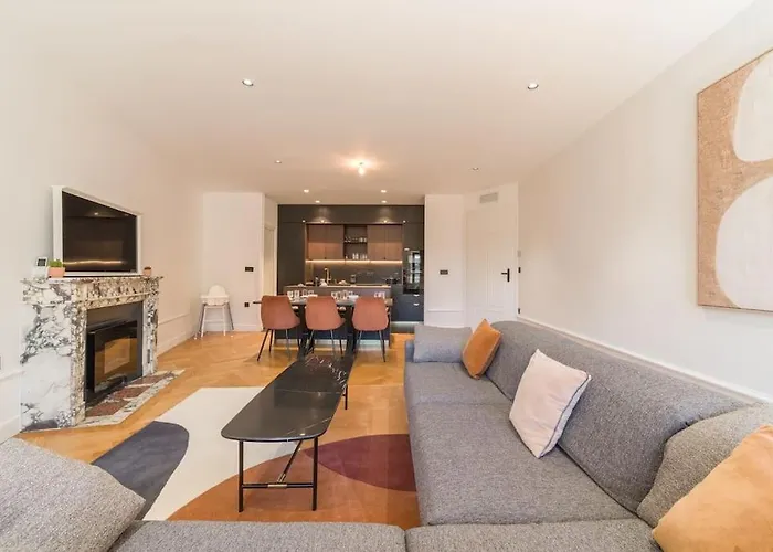 Astoria Haussmannien - De Caractere Appartement *